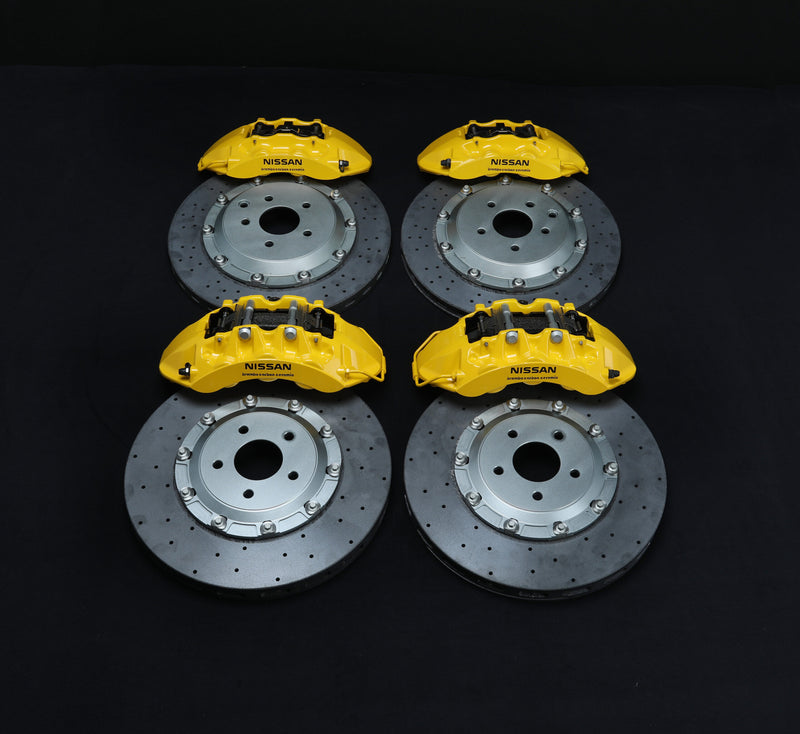 Crank Motorsport R35 GTR Carbon Ceramic Brake Conversion Kit – Nissan Skyline R32-R34 – Yellow Calipers with Black Hat