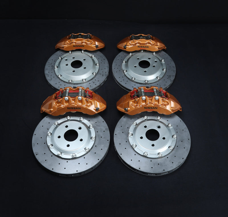 R35 GTR Brake Adapter Kit (V4) to Suit Skyline R32, R33, R34 – Cross Drilled Rotors