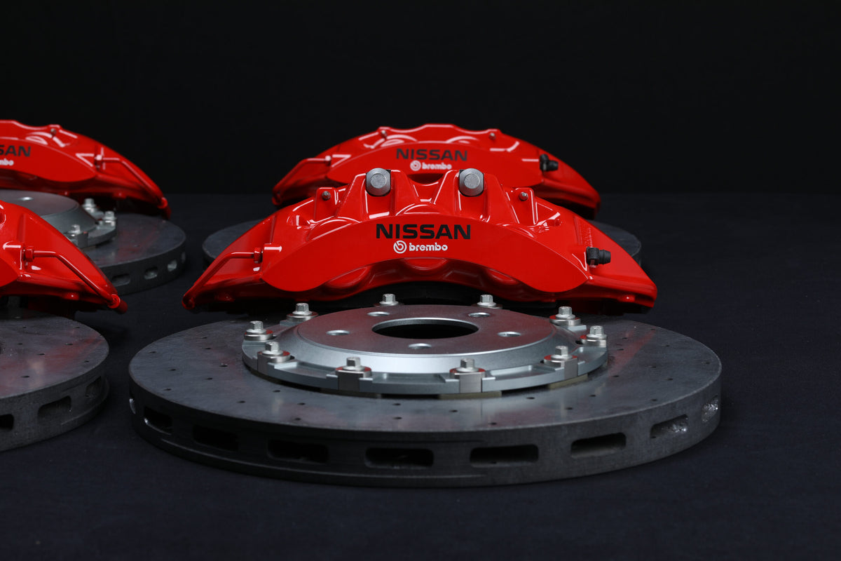 Crank Motorposrt R35 GTR Carbon Ceramic Brake Conversion Kit – Nissan Skyline R32-R34 – Red Calipers with Black Hat