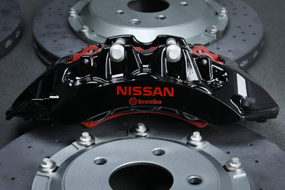Crank Motorsport R35 GTR Carbon Ceramic Brake Conversion Kit – Nissan Skyline R32-R34 – Black Calipers with Black Hat